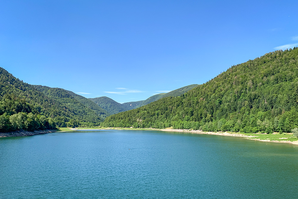 Lac de Kruth-Wildenstein © Tanja Hess - licence [CC BY-SA 4.0] from Wikimedia Commons